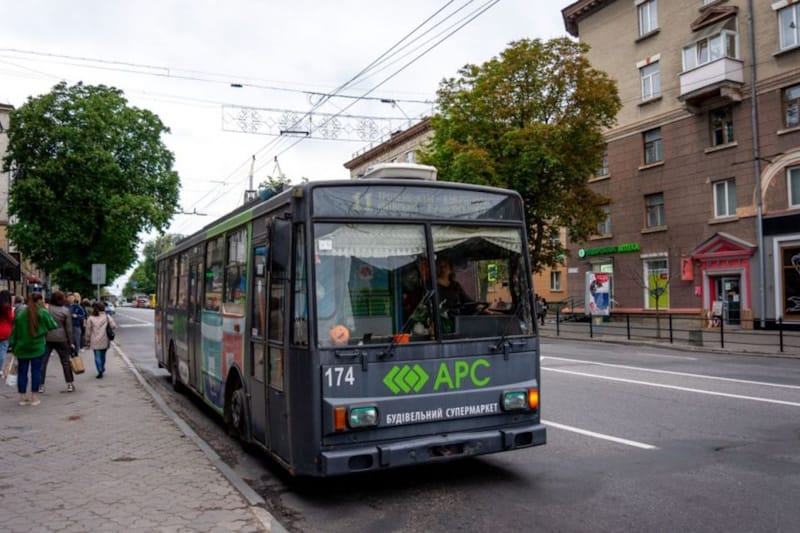 Автобус 11 Тернопіль