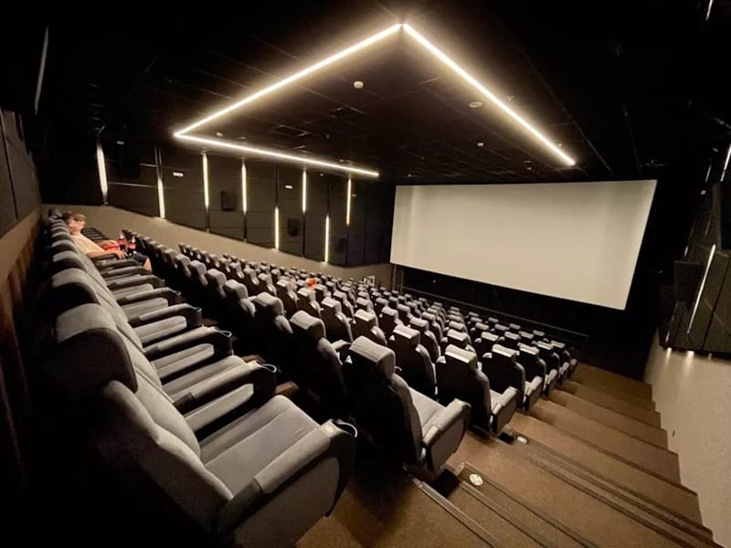 Кінотеатр Miromax у ТРЦ Подоляни