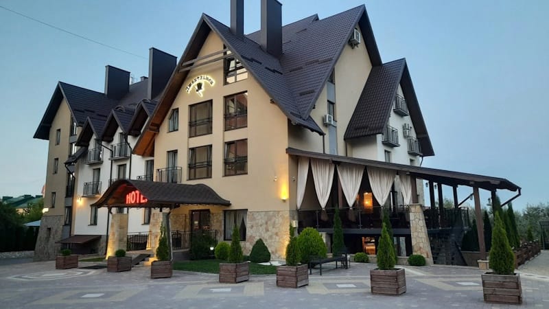 Готельно-ресторанний комплекс "ДжентльМен"