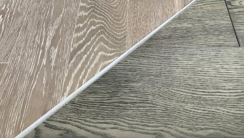 стик герметиком між ПВХ-покриттям і плиткою